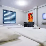 Soho Premium Suites - Ben Thanh Market Area & Sg\'S Heart